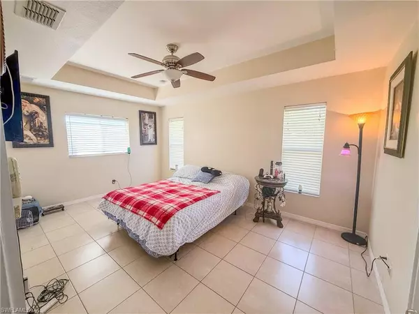 Lehigh Acres, FL 33976,3911 9th ST SW