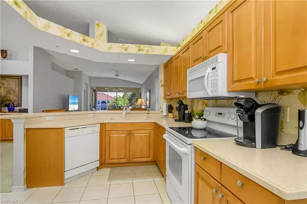 Estero, FL 34135,23830 Marbella Bay RD #204