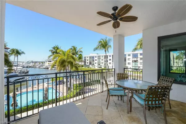 Naples, FL 34102,1490 5th AVE S #200B