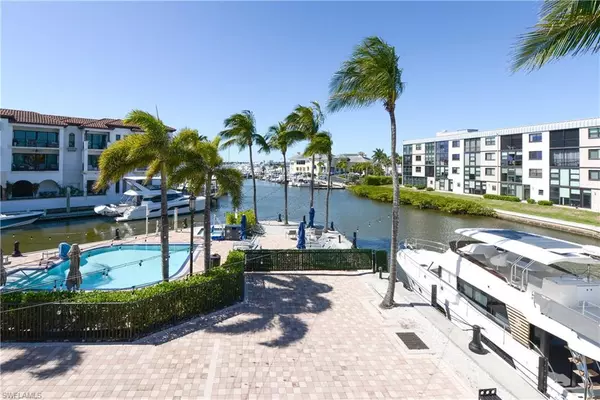 Naples, FL 34102,1490 5th AVE S #200B