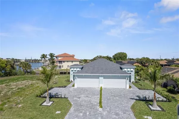 Cape Coral, FL 33904,1105 SE 38th ST