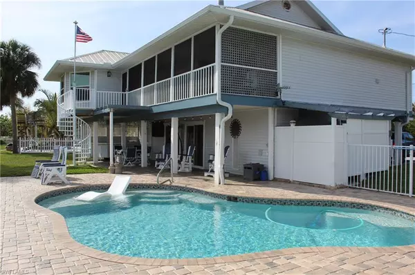 North Fort Myers, FL 33903,453 Seaworthy RD