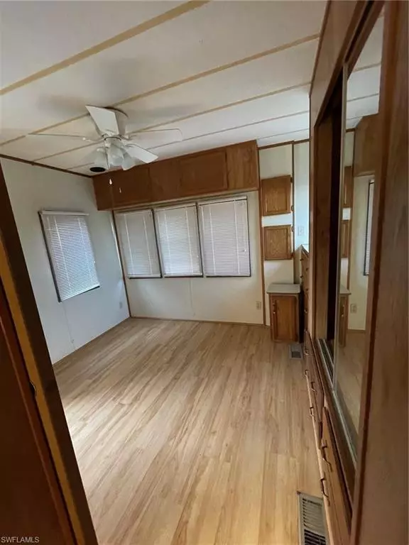 Estero, FL 33928,8516 Pepperwood DR