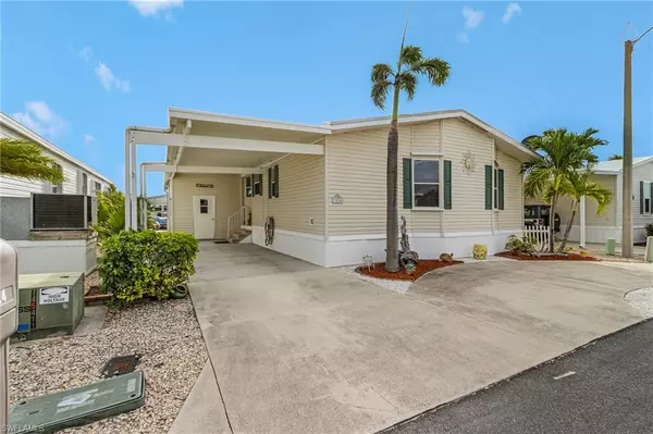 St. James City, FL 33956,3024 Sloop LN