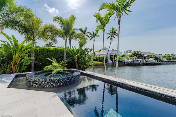 1266 COBIA CT, Naples, FL 34102