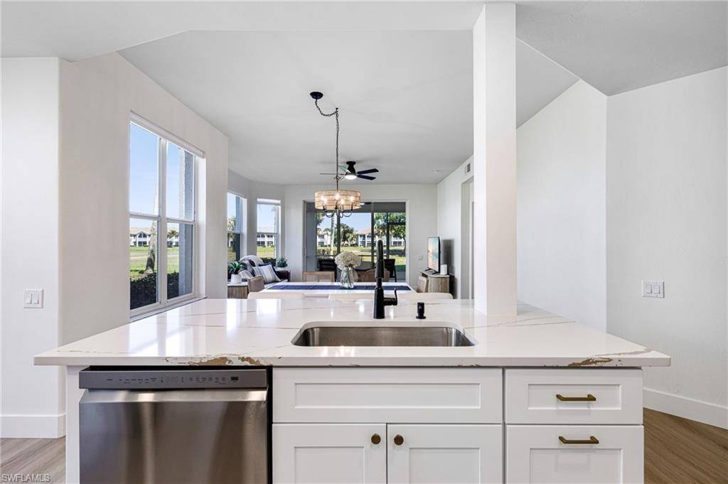 Fort Myers, FL 33908,16451 Millstone CIR #101