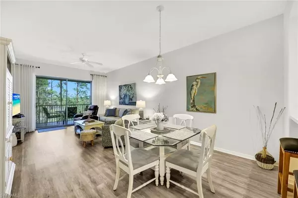 Naples, FL 34120,8239 Parkstone PL #4-305