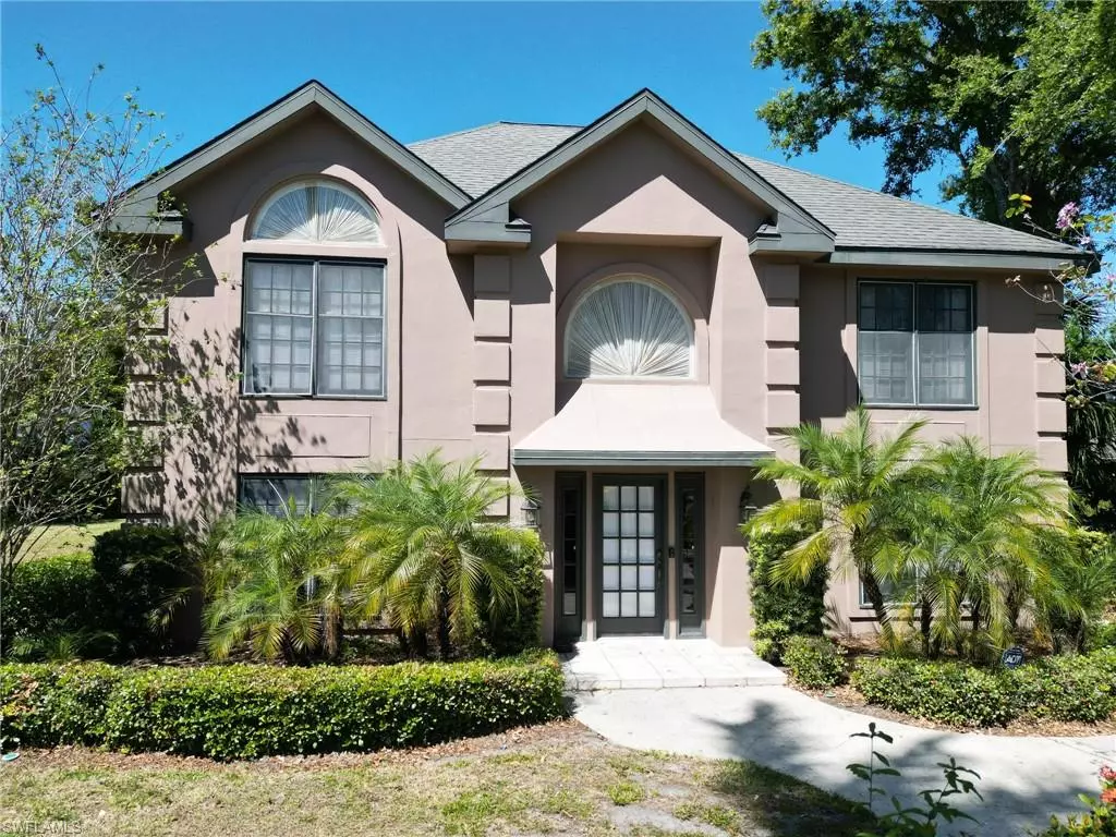 Fort Myers, FL 33901,2812 McGregor BLVD