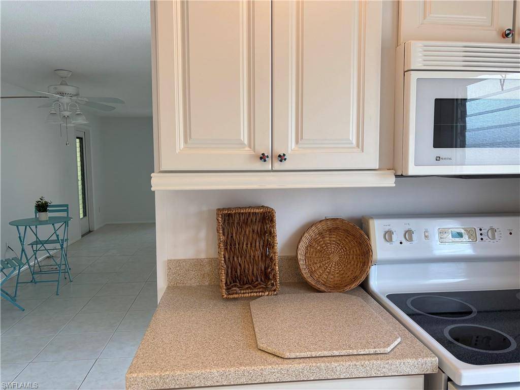 Naples, FL 34102,677 12th AVE S #677