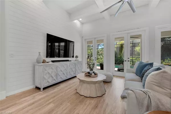 Naples, FL 34110,339 Saddlebrook LN SE