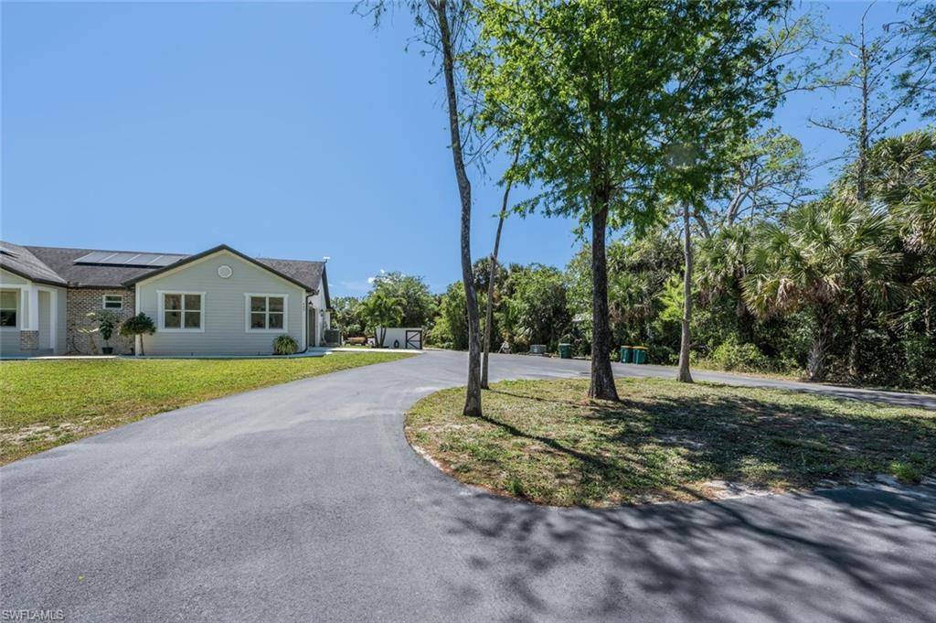 Naples, FL 34120,482 10th AVE NW