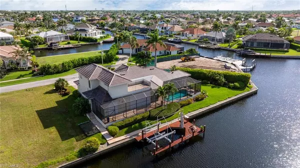 Marco Island, FL 34145,951 Beaver CT