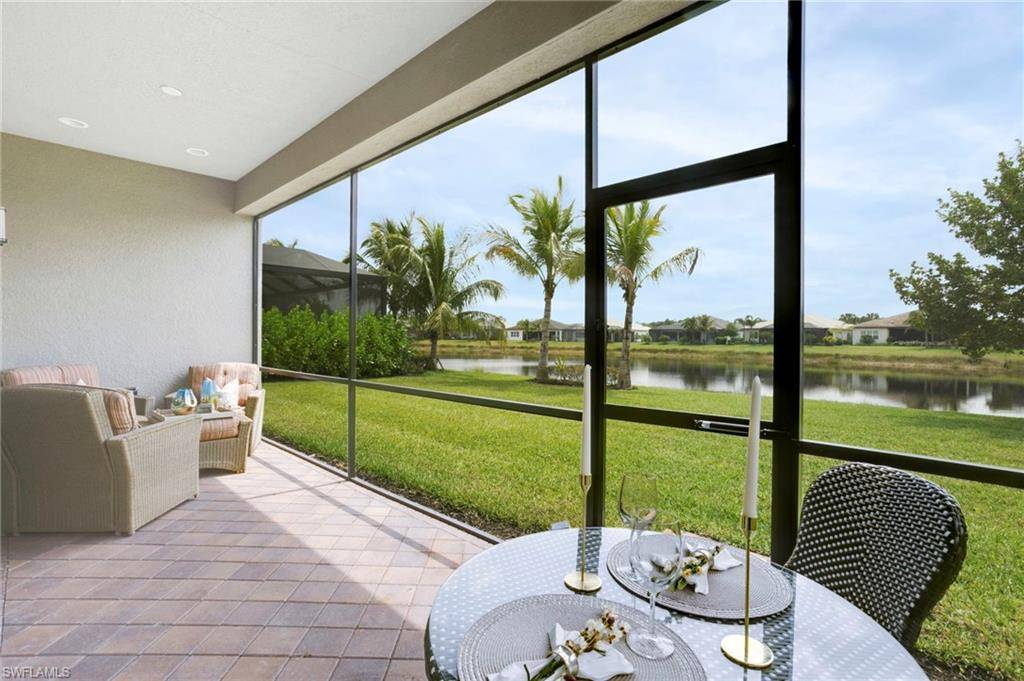 11543 Jacaranda DR, Naples, FL 34120