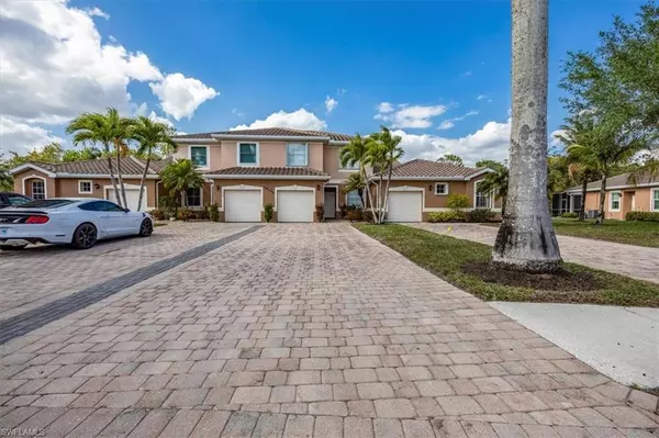 Naples, FL 34114,14120 Winchester CT #1403