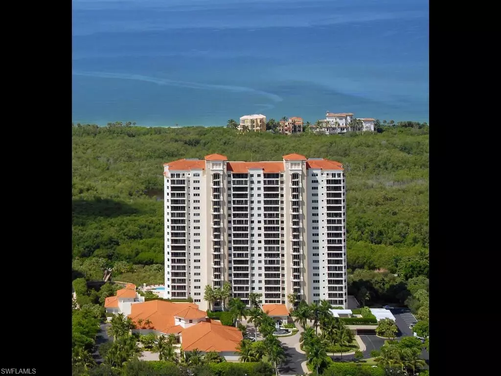 Naples, FL 34108,7425 Pelican Bay BLVD #802