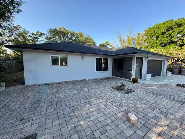 Fort Myers, FL 33901,1636 Coronado RD