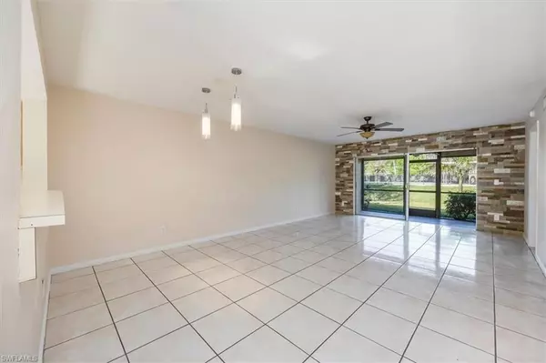 Naples, FL 34113,5697 Rattlesnake Hammock RD #C-105