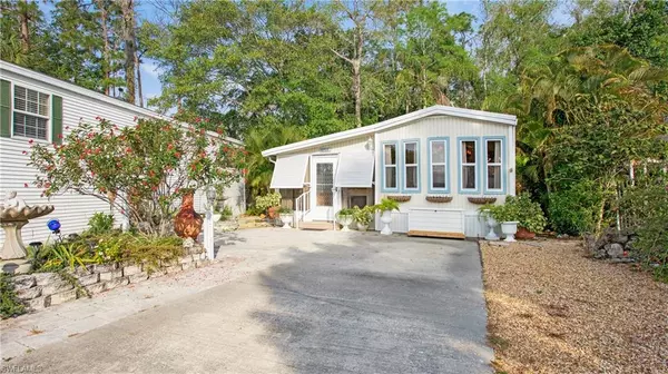 Estero, FL 33928,10713 Roseate Spoonbill CIR