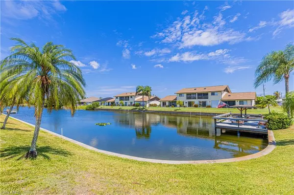 Cape Coral, FL 33990,621 SE 15th ST #116