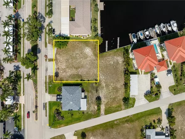 Cape Coral, FL 33904,1749 Beach PKWY