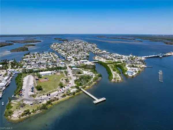 Matlacha, FL 33993,4581 Redfish Point RD