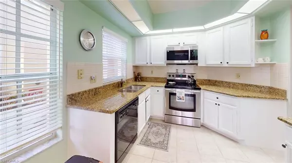 Bonita Springs, FL 34135,13020 AMBERLEY CT #306