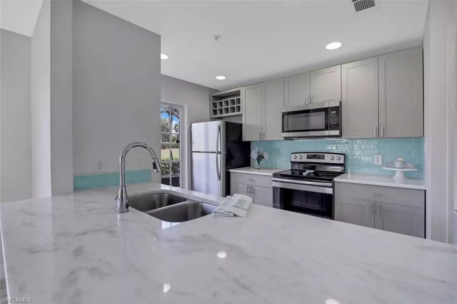 9465 Ivy Brook RUN #901, Fort Myers, FL 33913