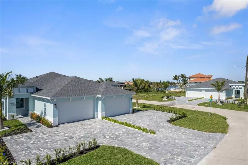 Cape Coral, FL 33904,1107 SE 38th ST