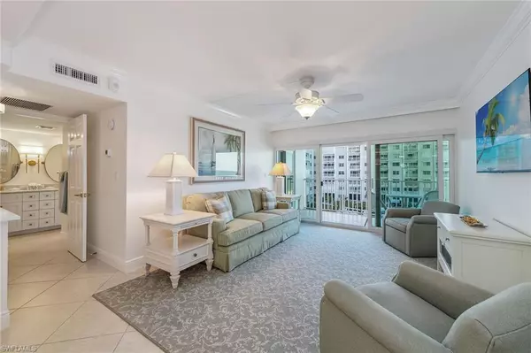 Naples, FL 34103,3443 Gulf Shore BLVD N #403