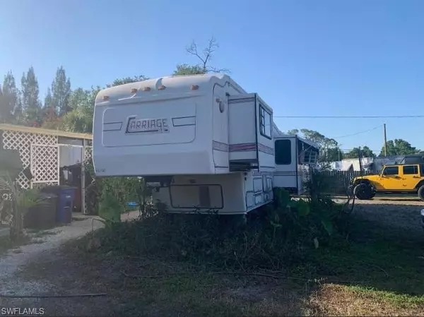 North Fort Myers, FL 33917,7978 Ebson DR