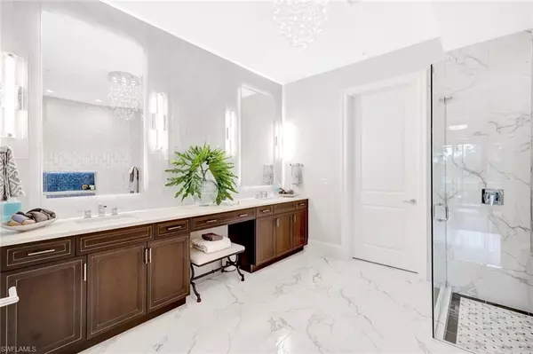 16328 Corsica WAY #101 Naples, FL 34110