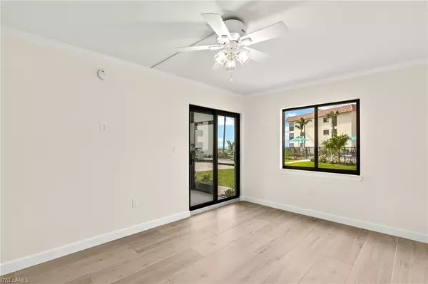 Sanibel, FL 33957,671 E Gulf DR #4D1