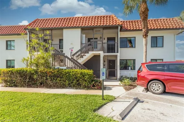 4321 27th CT SW #203, Naples, FL 34116