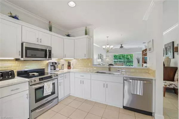 Naples, FL 34109,3047 Horizon LN #1908