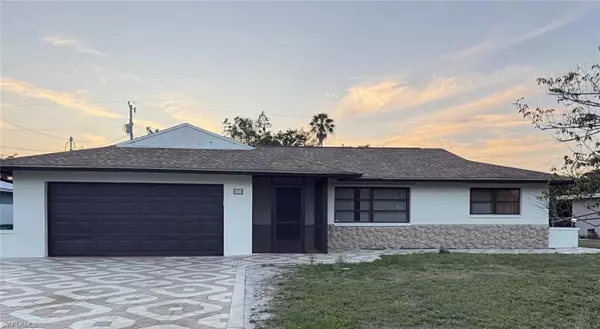 4524 SE 11th PL, Cape Coral, FL 33904