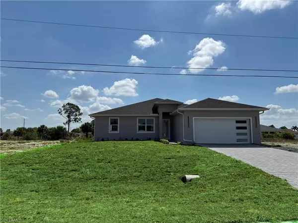 3433 NE 14th PL, Cape Coral, FL 33909