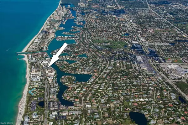 Naples, FL 34102,1950 Gulf Shore BLVD N #309