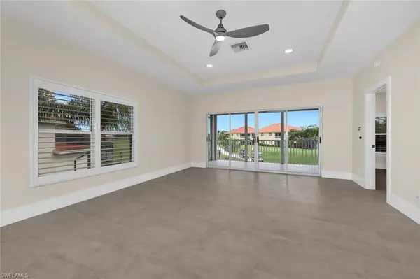 Naples, FL 34119,11412 Quail Village WAY #D-201