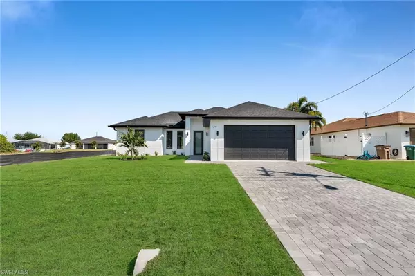 129 NE 5th TER, Cape Coral, FL 33909