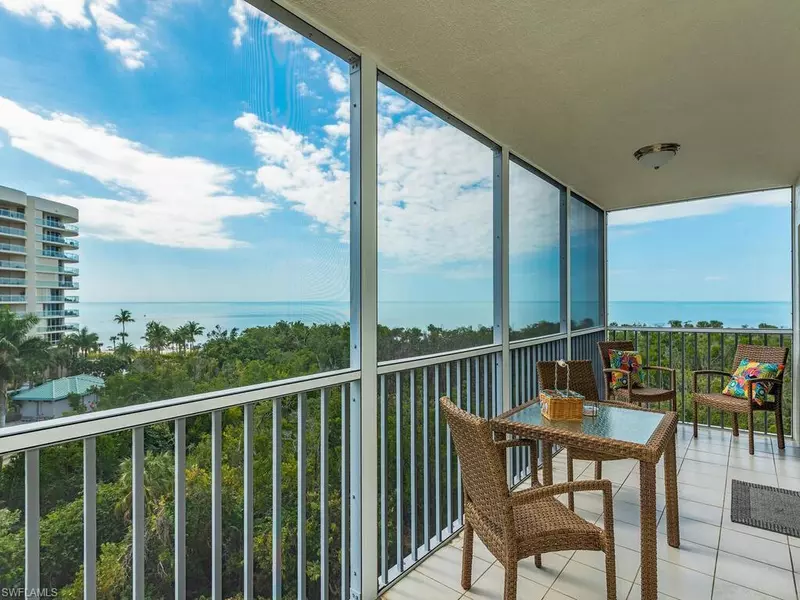 1 Bluebill AVE #709, Naples, FL 34108
