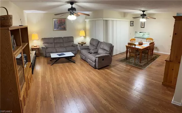 Cape Coral, FL 33990,632 SE 12th CT #11