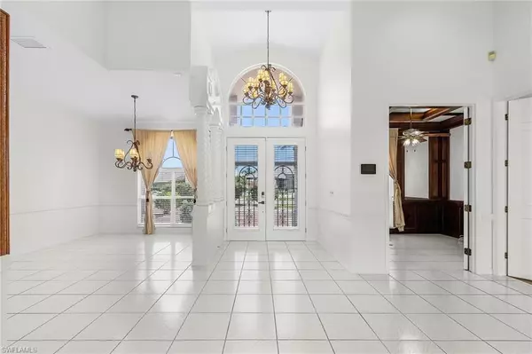 Cape Coral, FL 33914,1207 SW 52nd TER