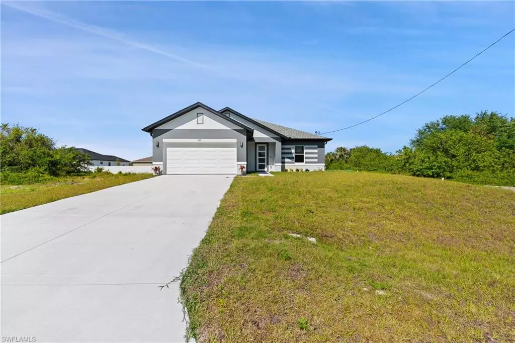 Lehigh Acres, FL 33974,723 Cadis ST E