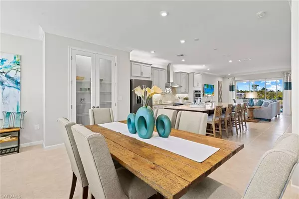 Naples, FL 34120,4578 Arboretum CIR #202