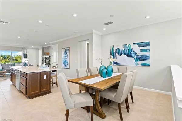 Naples, FL 34120,4578 Arboretum CIR #202