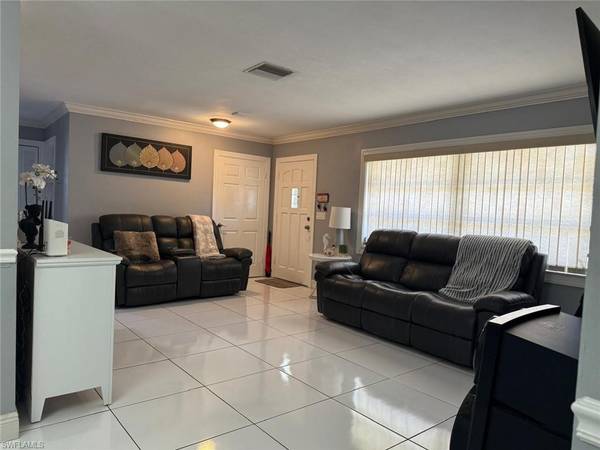 Naples, FL 34116,4454 19th PL SW