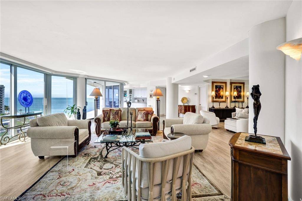 Naples, FL 34103,4041 Gulf Shore BLVD N #1002