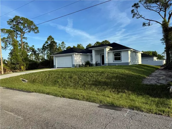 Lehigh Acres, FL 33976,3308 17th ST SW