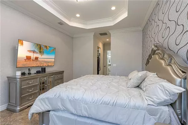 Naples, FL 34119,3355 Pacific DR