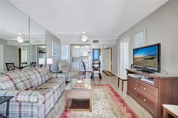 Marco Island, FL 34145,180 Seaview CT #601